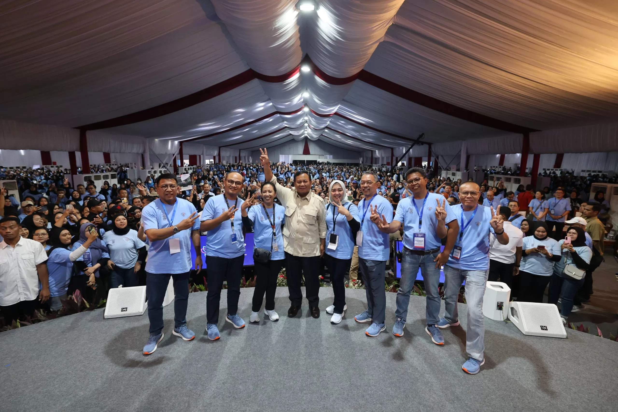 Turun Tangan Untuk Aksi Nyata! Dukung Kemajuan Para Pengusaha UMKM, Prabowo Berikan Alat Produksi Mulai Dari Mesin Hingga Bebek Petelur