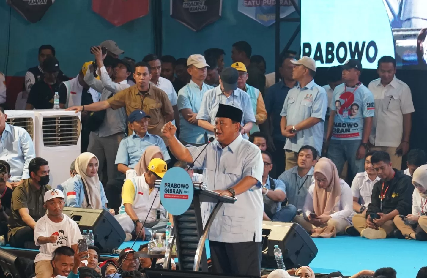 Prabowo Haturkan Terima Kasih Ke Warga Makassar Lantaran Punya Sifat Setia