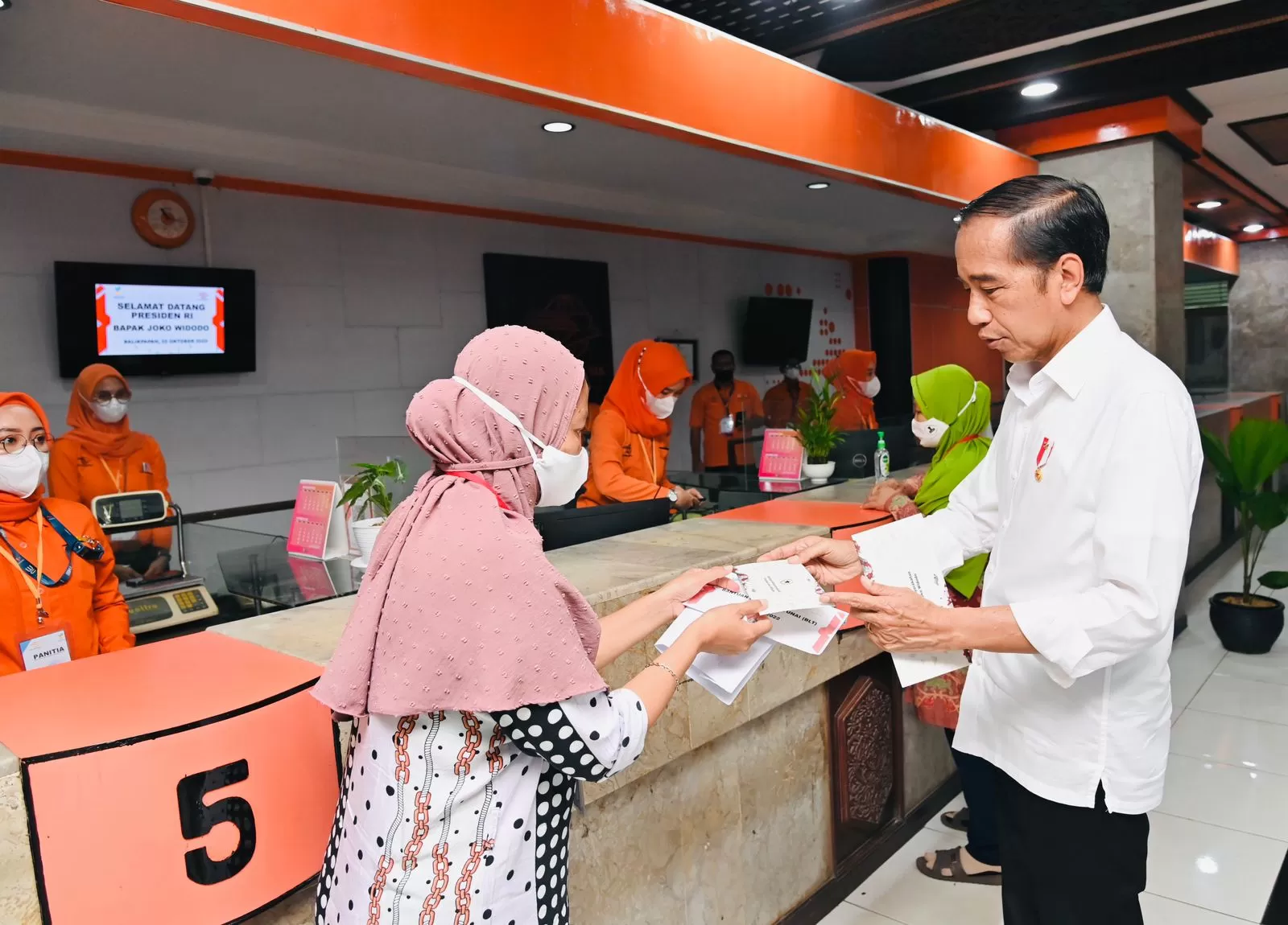 Prabowo Gunakan Fasilitas Negara untuk Kampanye di Padang, Terbongkar Lewat Unggahan Andre Rosiade