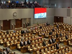 Rapat Paripurna ke-14, 272 Anggota DPR Bolos